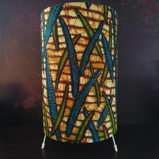 Rustic Botanical Garden Table Lamp ETERIN